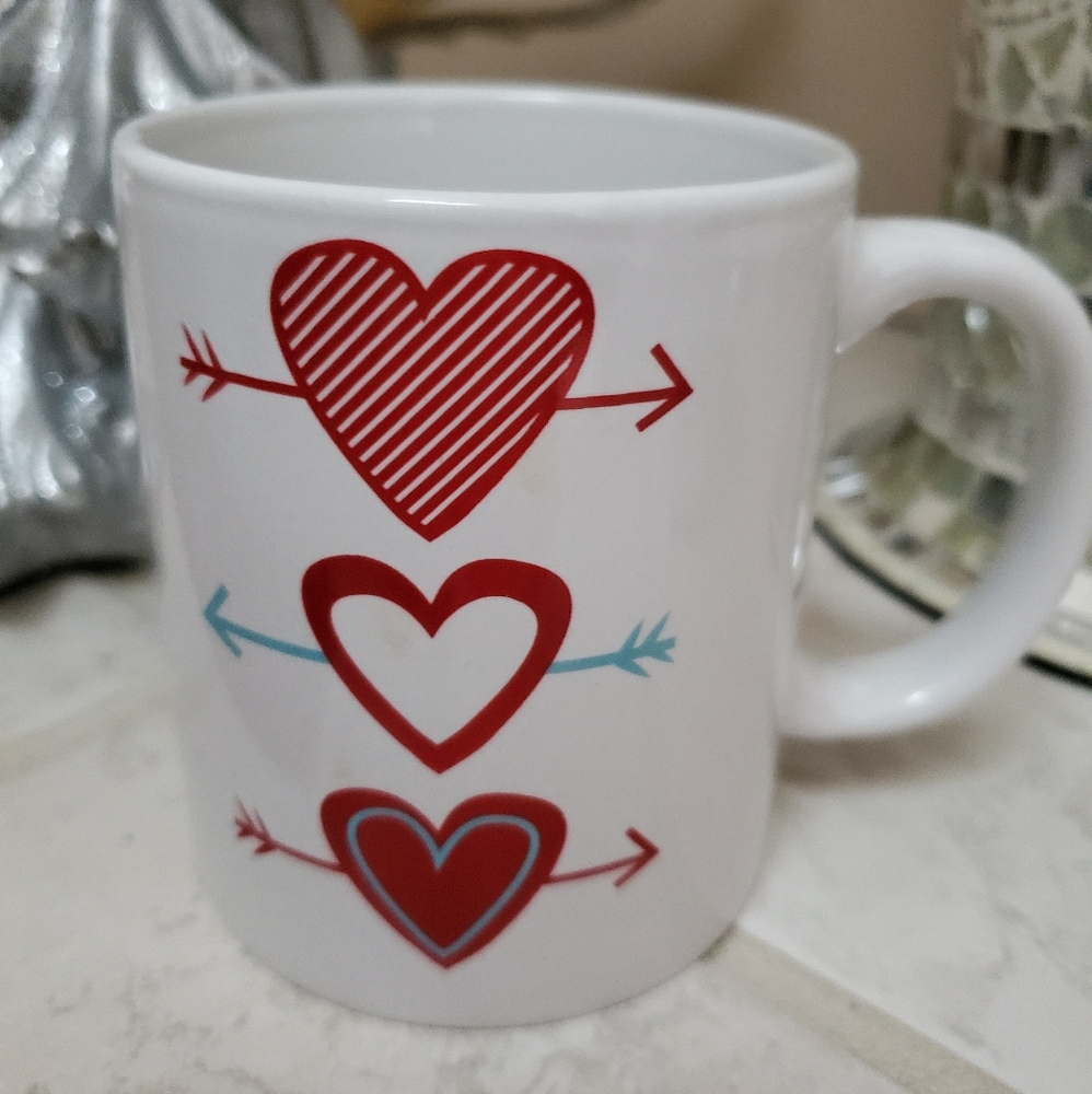 🥳🎈HOST PICK!🎈🥳   ❤ HEART MUG ❤